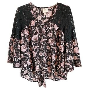 Knox Rose Women's Button Front Tie Floral Blouse Lace Bell Sleeves Size Small